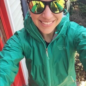 Mountain Hardware Women’s M Rain Jacket